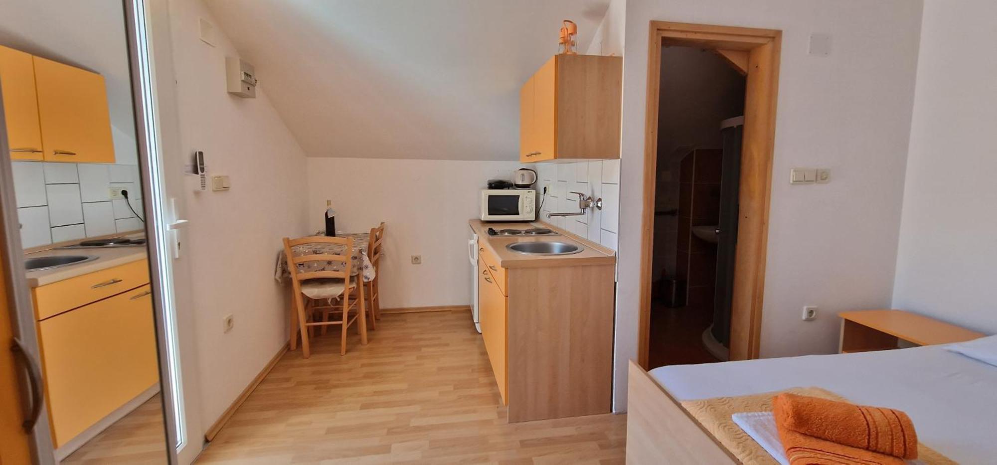 Apartmani Dutkovic Vrboska Exterior photo