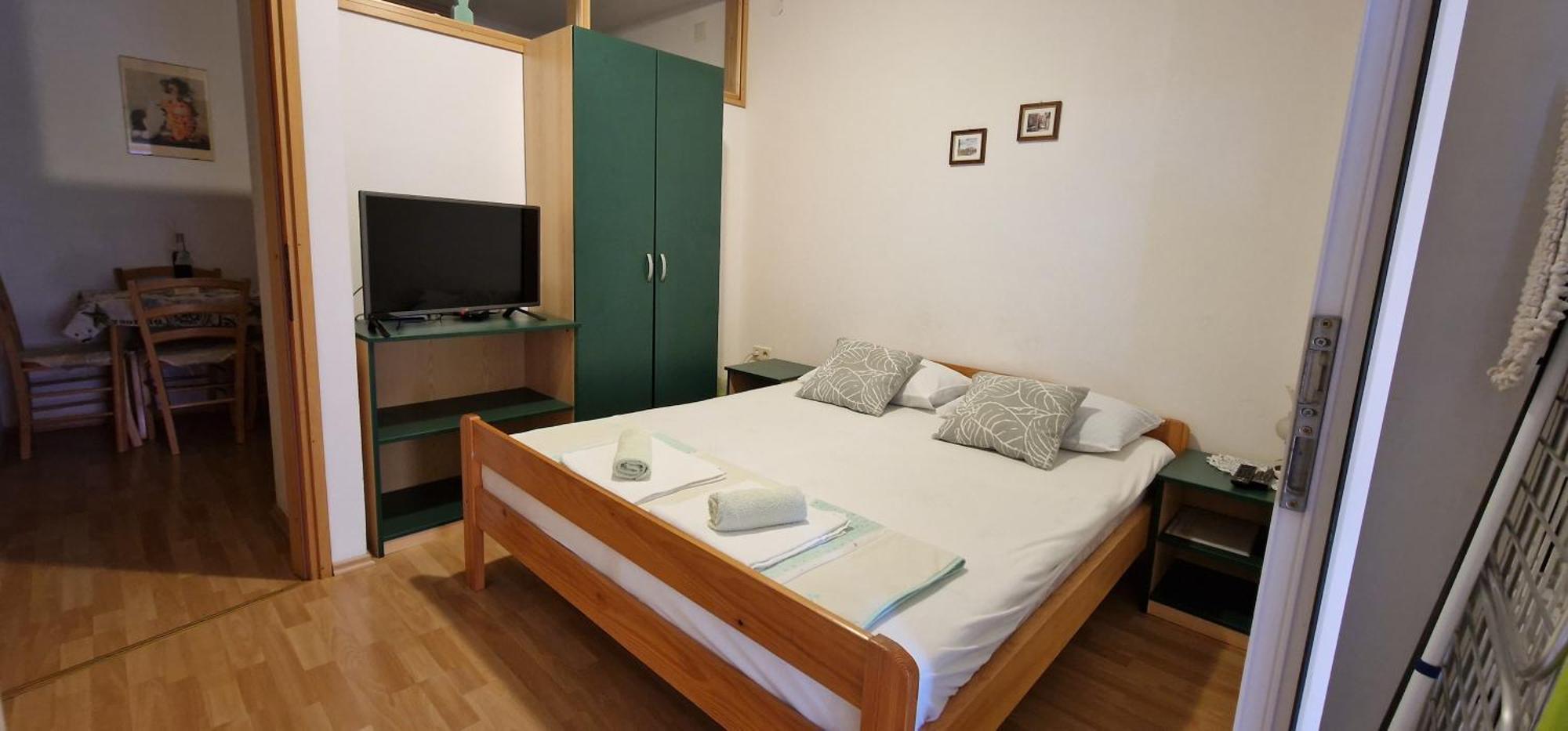Apartmani Dutkovic Vrboska Exterior photo